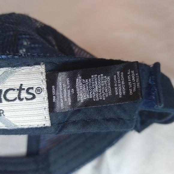 NWOT Budweiser Flag Trucker Hat Official Licensed Blue and Red - Picture 7 of 8